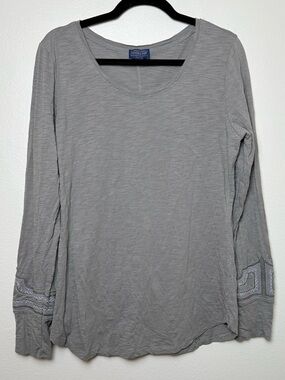 Women’s Pendleton Long Sleeve Blouse Round Neck Embroidered Sleeves
